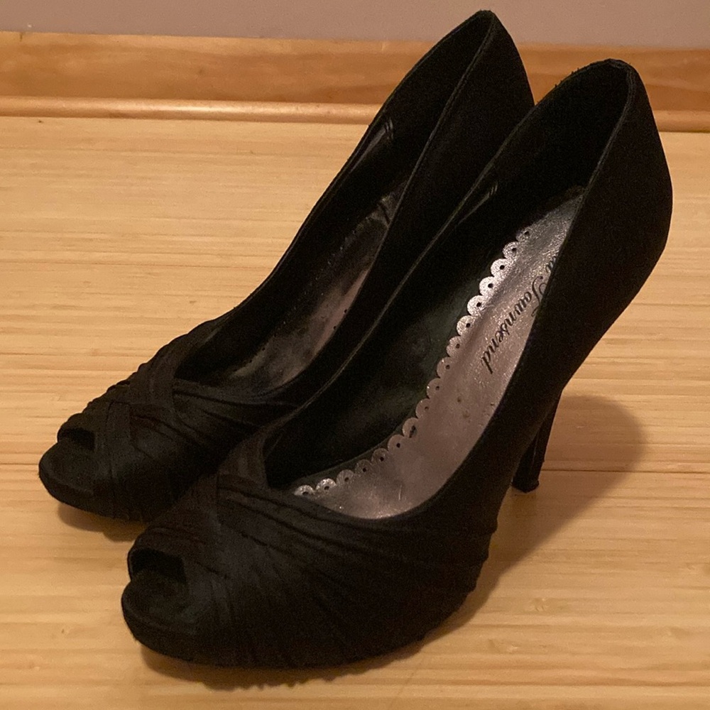 Elegant Black Peep-Toe Heels